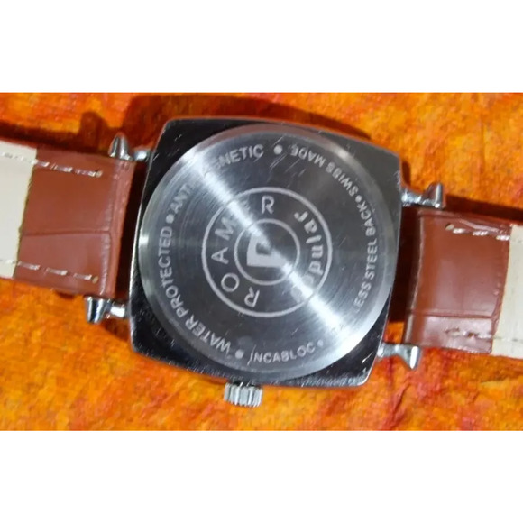 Vintage 1977 Roamer Manual Mens Silver Watch W/Leather Strap & White accents - Picture 5 of 5